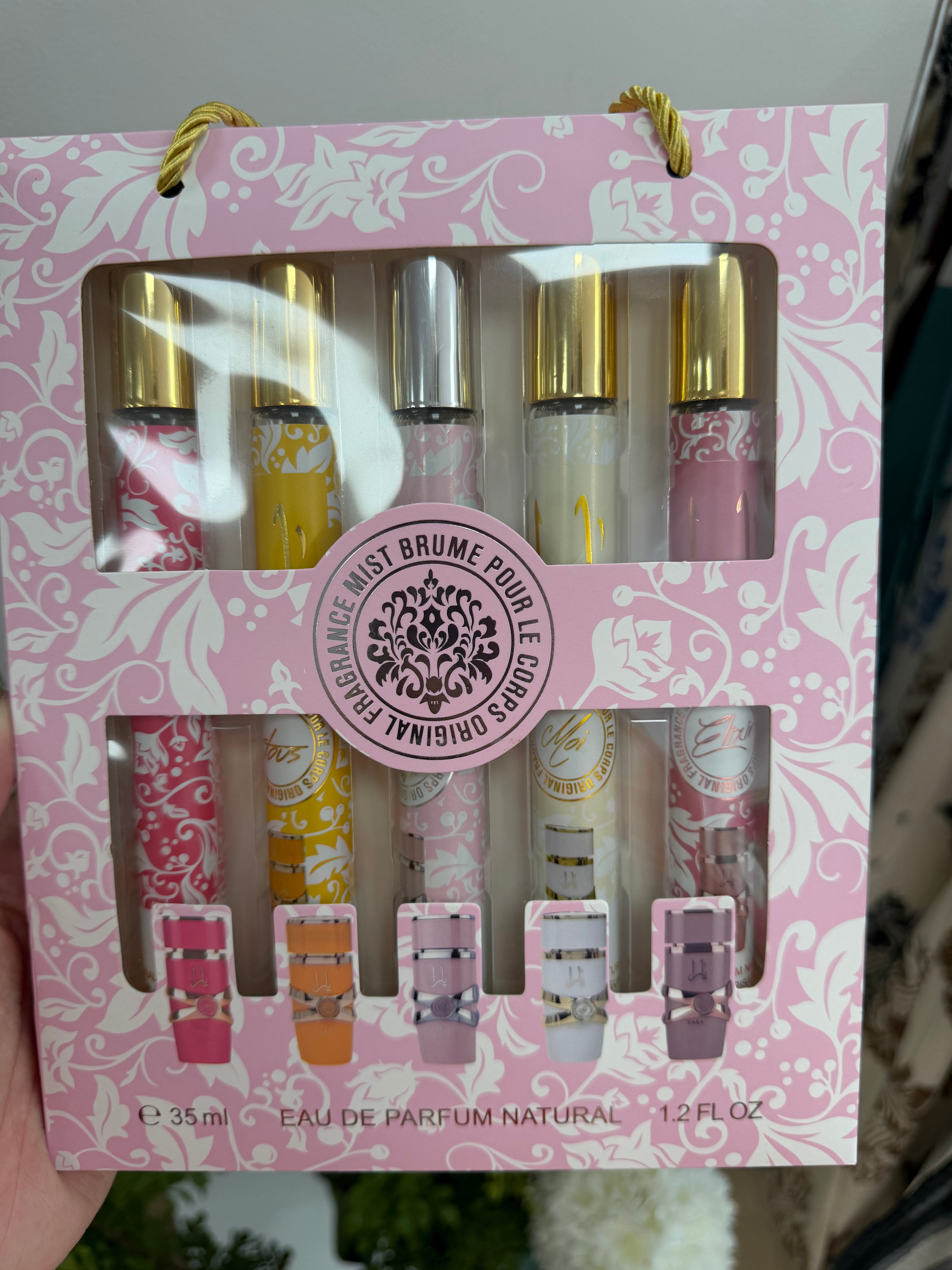 5 PERFUMES YARAS