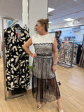 VESTIDO ENCAJE CHIC