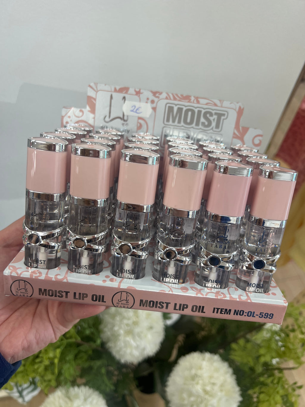 LIP OIL YARA